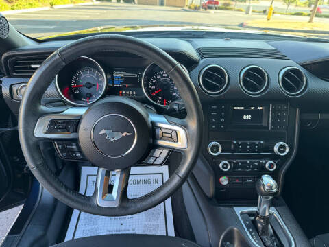 2021 Ford Mustang EcoBoost