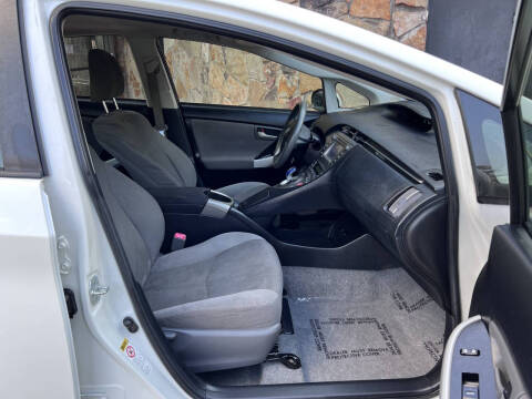 2013 Toyota Prius Three