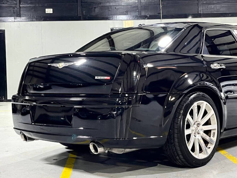 2006 Chrysler 300 SRT-8