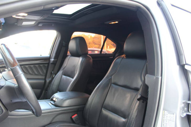 2016 Ford Taurus Limited