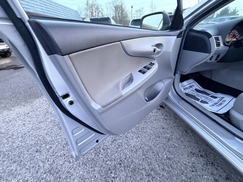 2013 Toyota Corolla LE