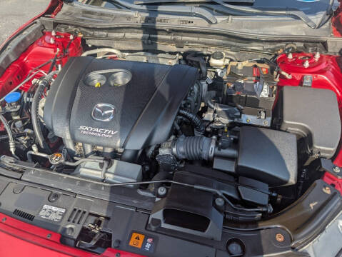 2016 Mazda MAZDA3 i Touring