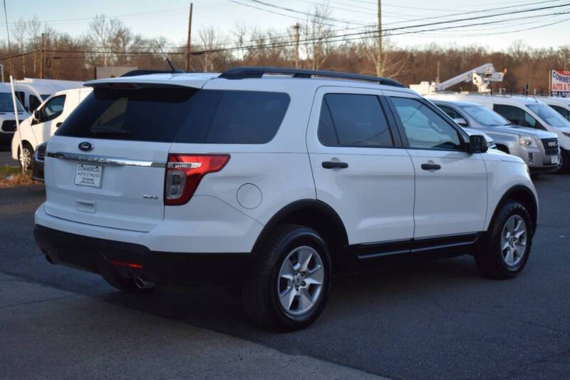 2014 Ford Explorer Base photo 5