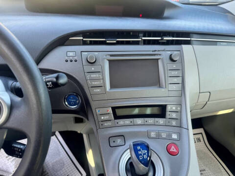 2012 Toyota Prius Two