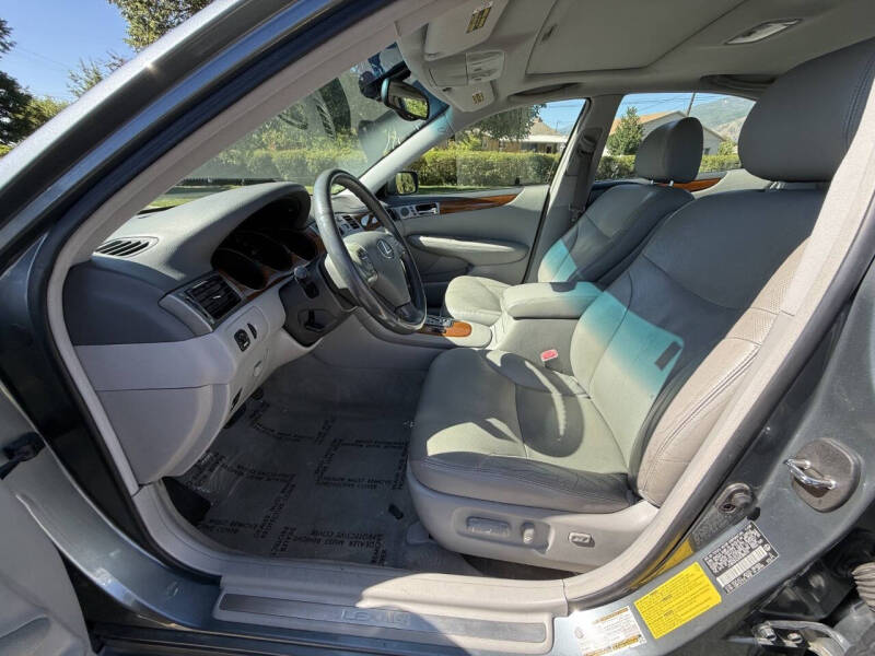 2005 Lexus ES 330