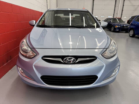 2012 Hyundai Accent GLS