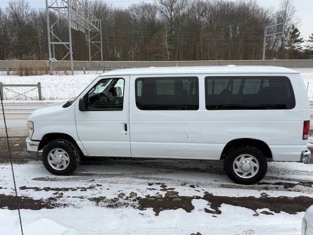 2010 Ford E-Series E-350 SD XL