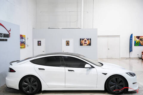 2023 Tesla Model S Standard Range