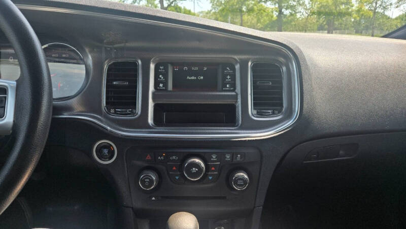 2013 Dodge Charger SE