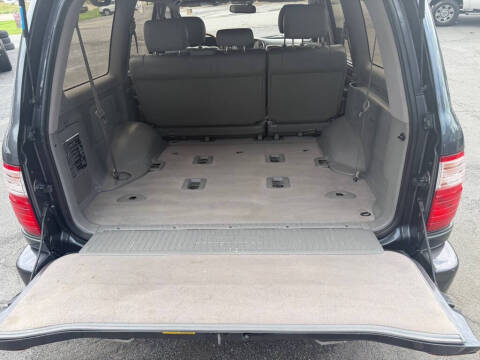 2003 Lexus LX 470