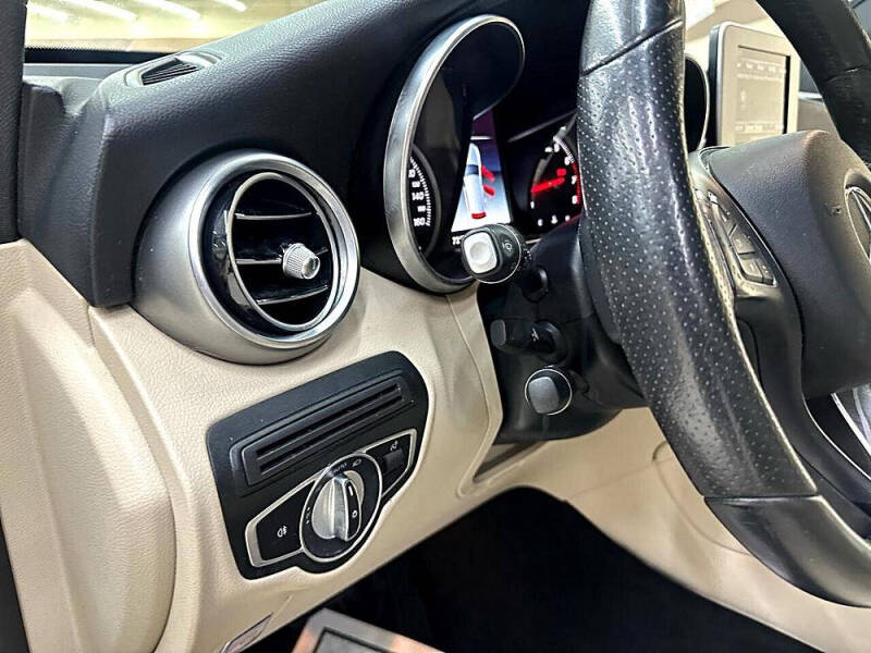 2018 Mercedes-Benz GLC GLC 300