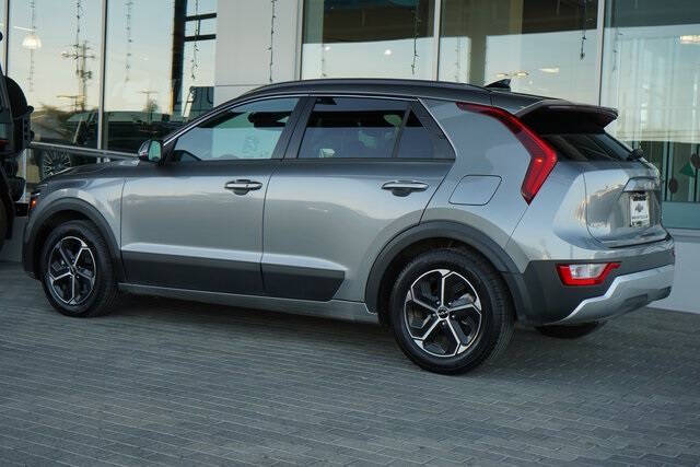 2023 Kia Niro EX