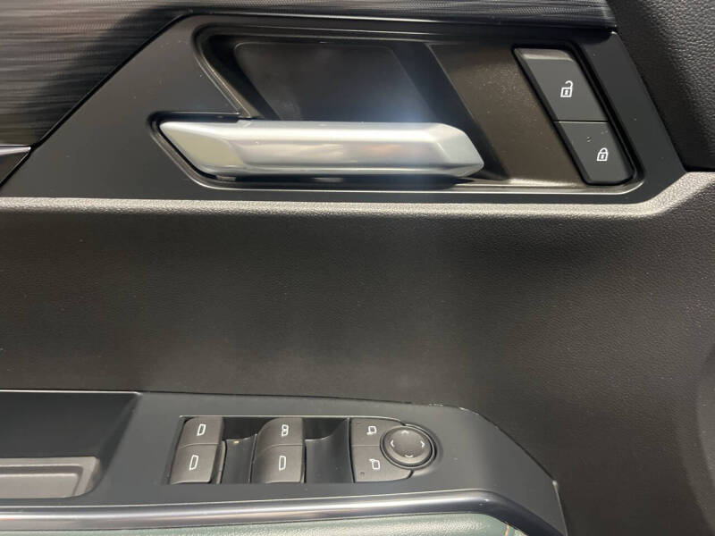 2024 GMC Acadia AT4