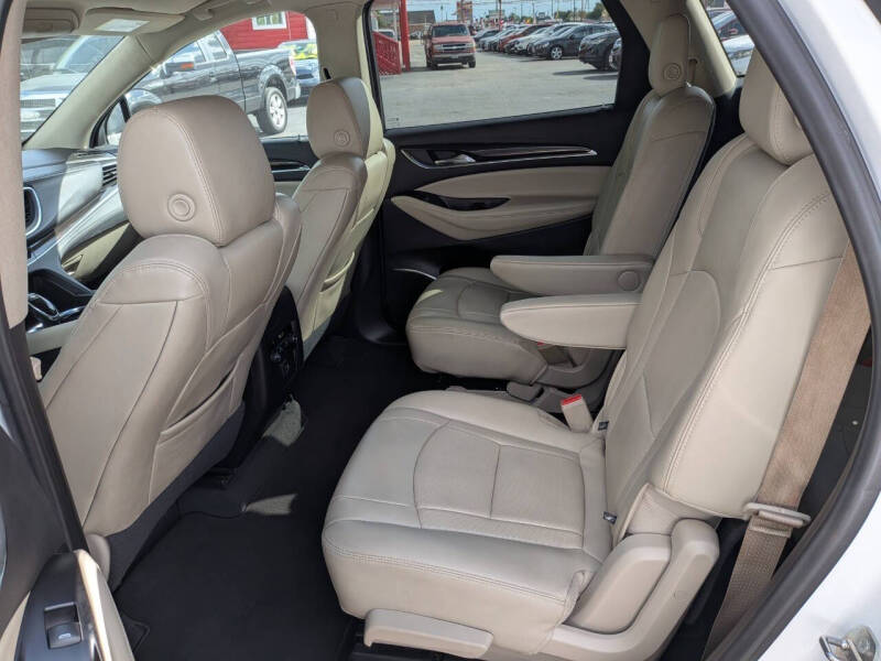 2018 Buick Enclave Essence