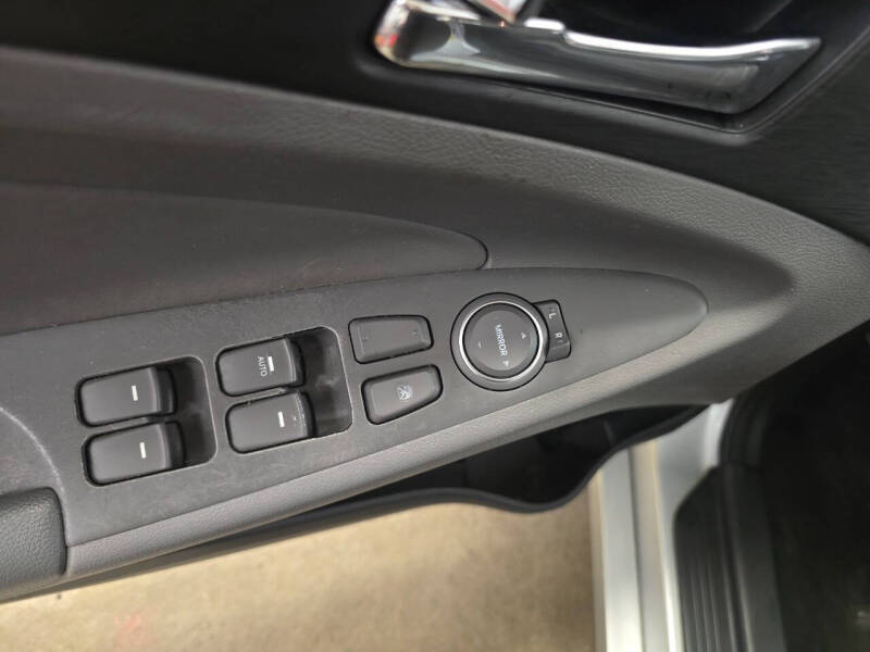 2012 Hyundai Sonata GLS