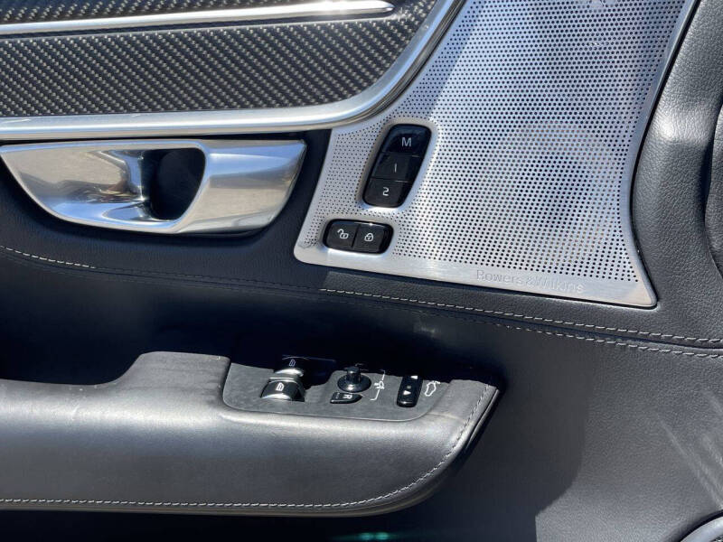 2021 Polestar 1