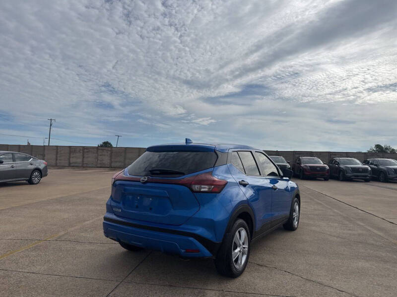 2024 Nissan Kicks S