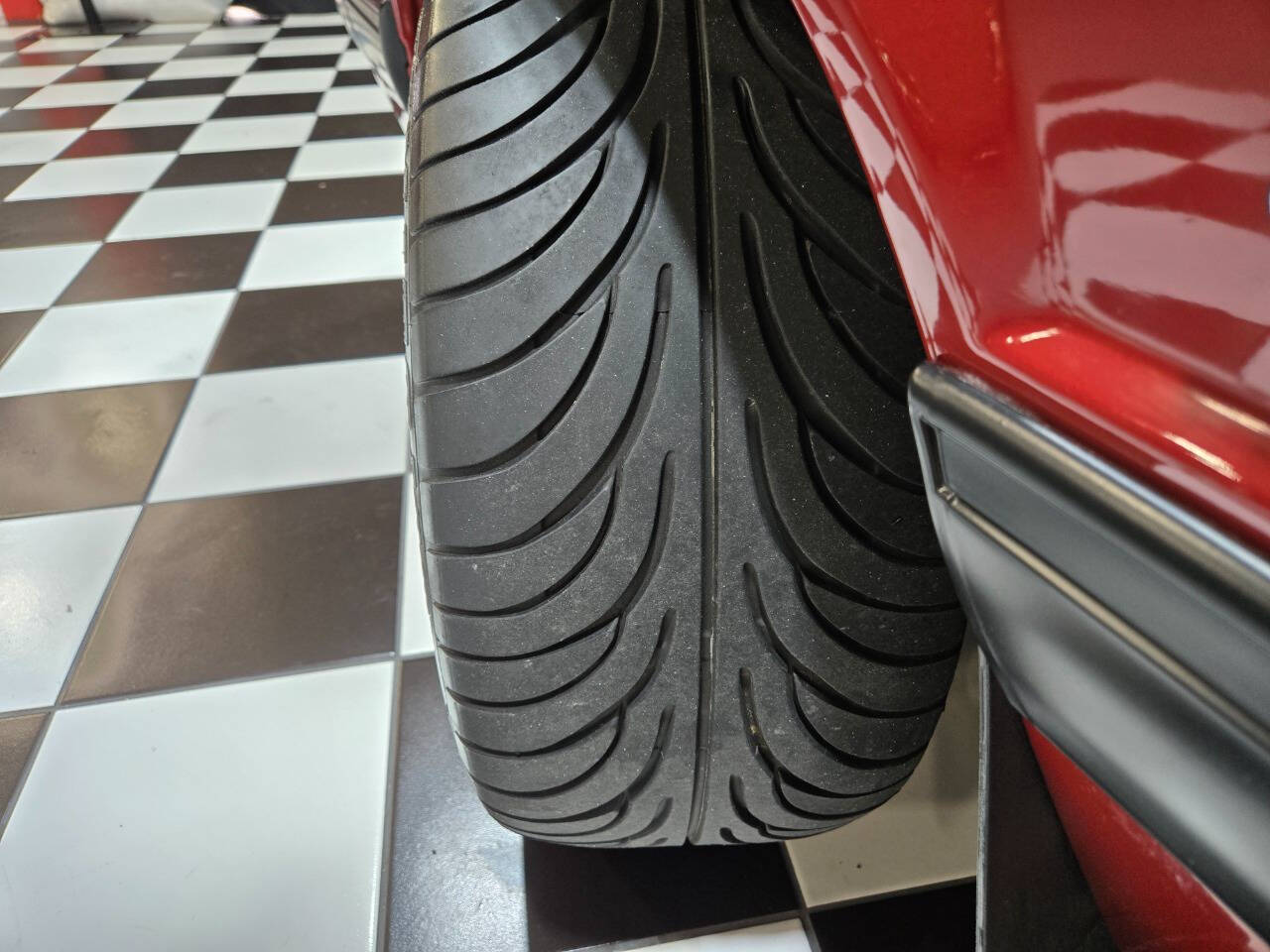 1990 Ford Mustang 89