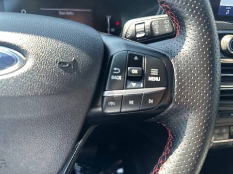 2025 Ford Escape ST-Line Select