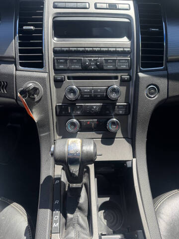 2012 Ford Taurus SEL