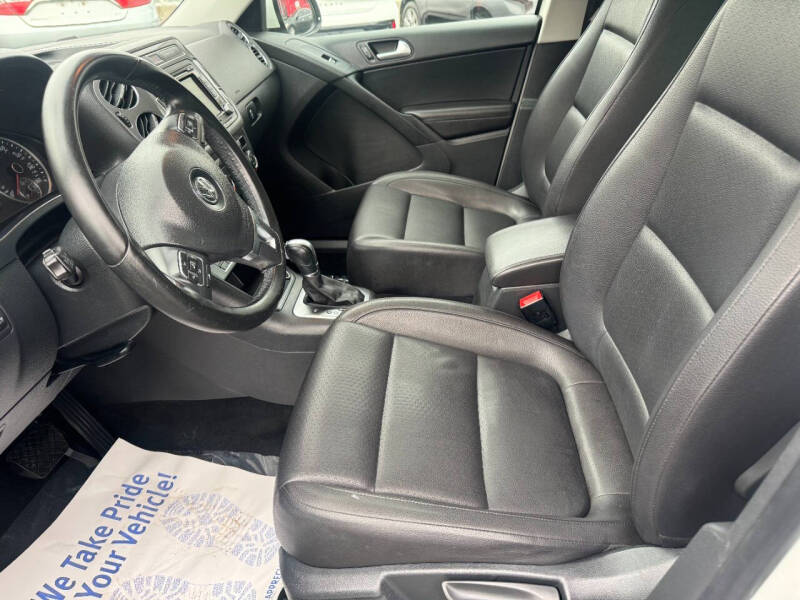 2015 Volkswagen Tiguan SE