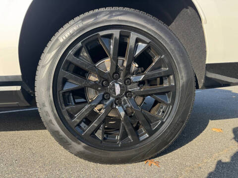 2023 Cadillac Escalade ESV Sport