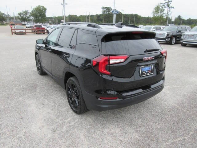 2024 GMC Terrain SLT