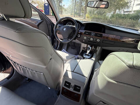 2010 BMW 5 Series 528i
