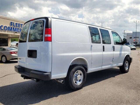 2025 Chevrolet Express 2500