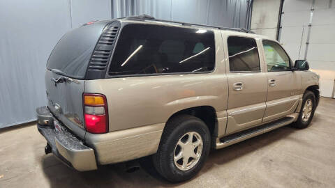 2002 GMC Yukon XL Denali