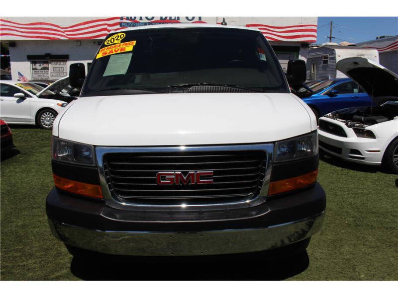 2020 GMC Savana 2500