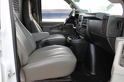 2024 Chevrolet Express 2500