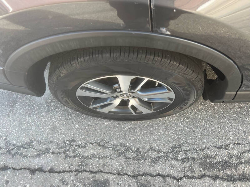 2017 Toyota RAV4 XLE