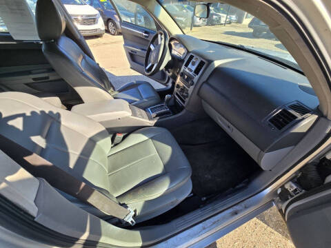 2005 Chrysler 300 Limited