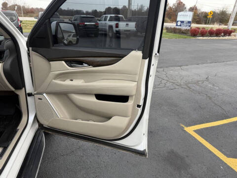 2018 Cadillac Escalade ESV Standard