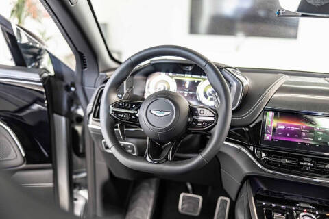 2026 Aston Martin DBX 707