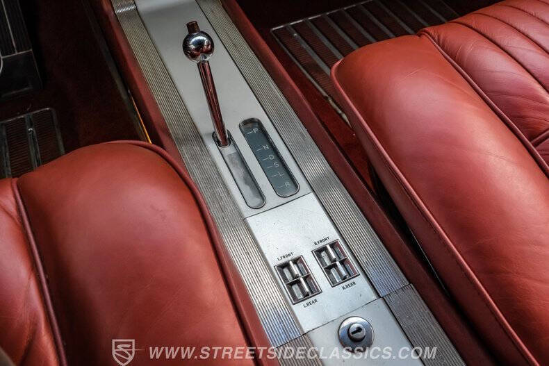 1961 Oldsmobile Starfire