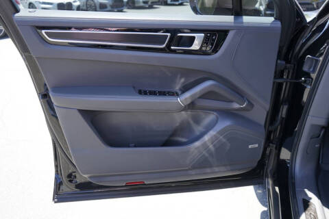 2021 Porsche Cayenne GTS Coupe