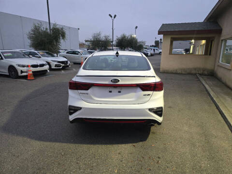 2021 Kia Forte GT Line