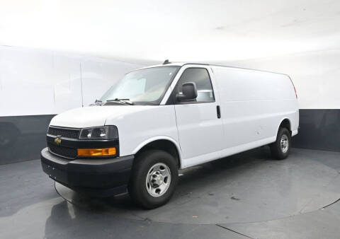 2023 Chevrolet Express 2500