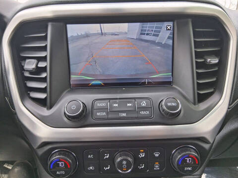 2017 GMC Acadia SLE-2