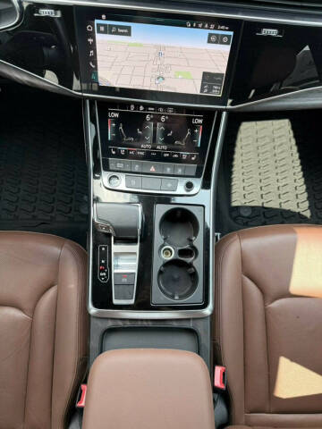 2021 Audi Q8 quattro Premium Plus 55 TFSI