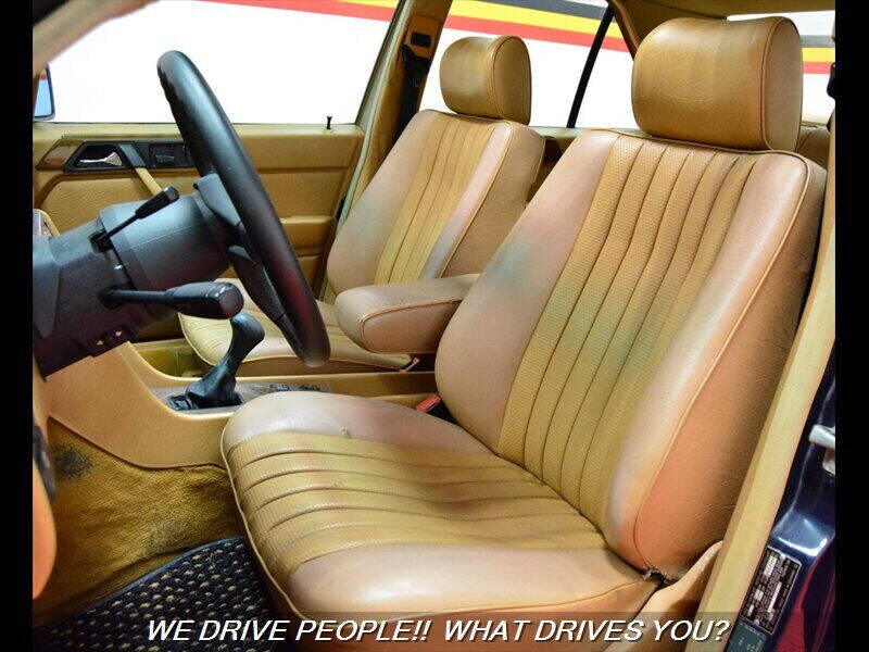 1987 Mercedes-Benz 300-Class 300 E