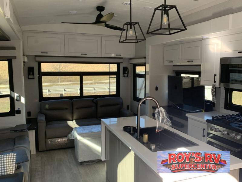 2026 Jayco Pinnacle