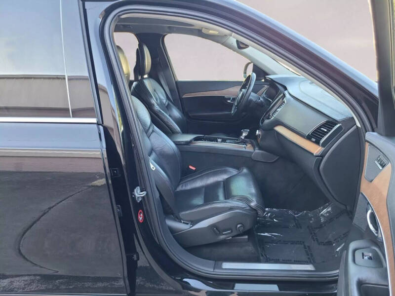 2016 Volvo XC90 T6 Inscription