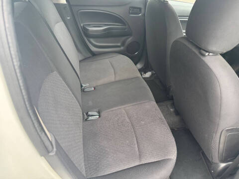 2018 Mitsubishi Mirage ES