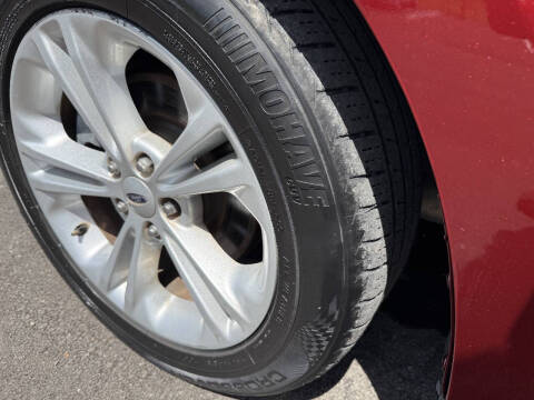 2017 Ford Taurus SEL
