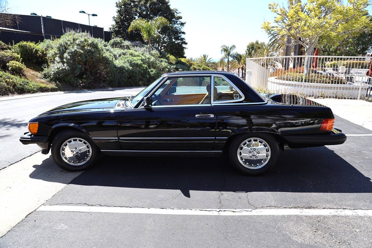 1987 Mercedes-Benz 560-Class for sale at DE AUTOS INC in San Juan Capistrano, CA