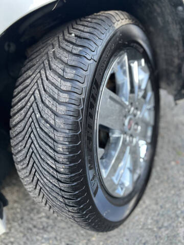 2015 GMC Acadia Denali