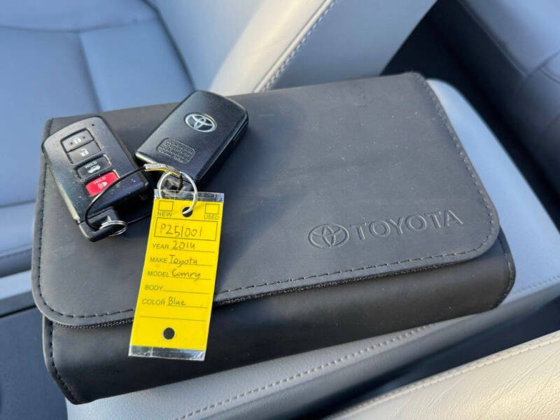 2014 Toyota Camry XLE